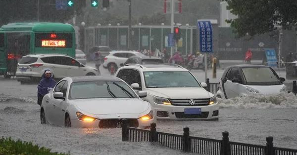 河南特大暴雨：这里为何成为全国强降雨中心？