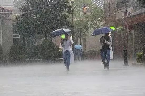 未来三天北方地区有降水过程 中央气象台发布暴雨预警